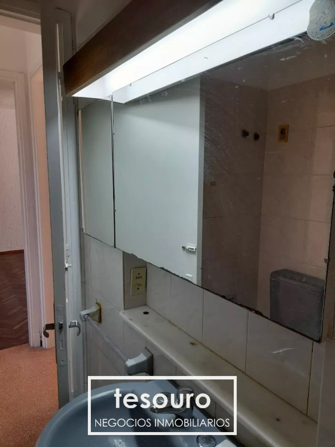 Apartamento ID.4196 - Venta Apartamento de 2 Dormitorios Con renta en Buceo