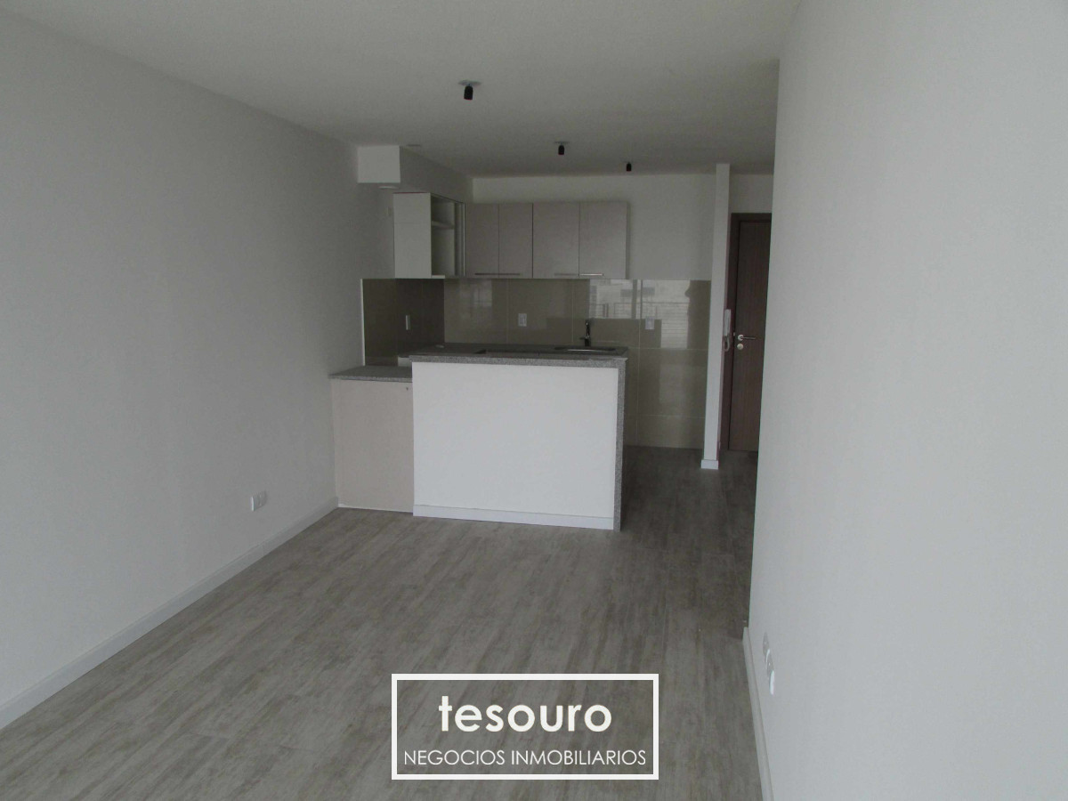 Apartamento ID.3660 - Alquiler 1 Dormitorio piso alto