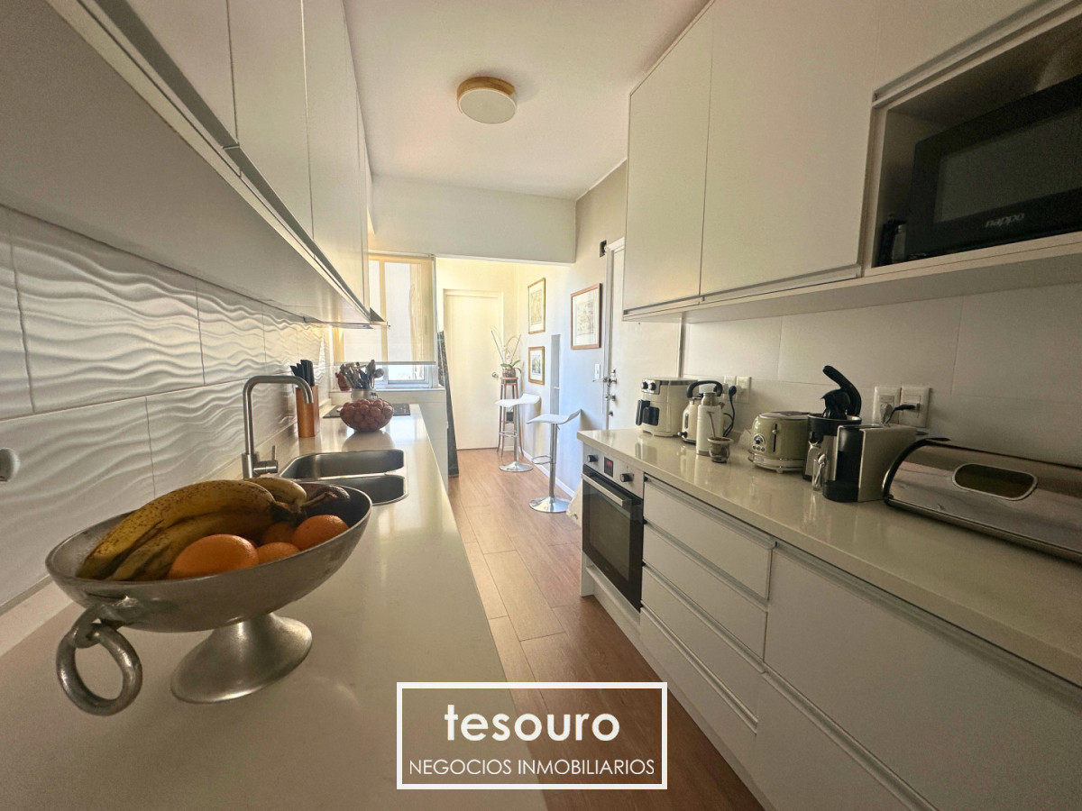Apartamento ID.5442 - VENTA APARTAMENTO DE 3 DORMITORIOS EN POCITOS A METROS DE LA RAMBLA