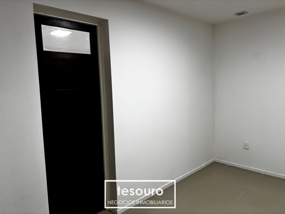 Apartamento ID.4555 - VENTA APARTAMENTO DE 3 DORMITORIOS EN VILLA ESPAÑOLA