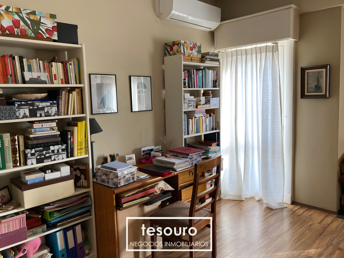 Apartamento ID.4845 - VENTA APARTAMENTO DE 2 DORMITORIOS CON AZOTEA DE USO EXCLUSIVO EN POCITOS