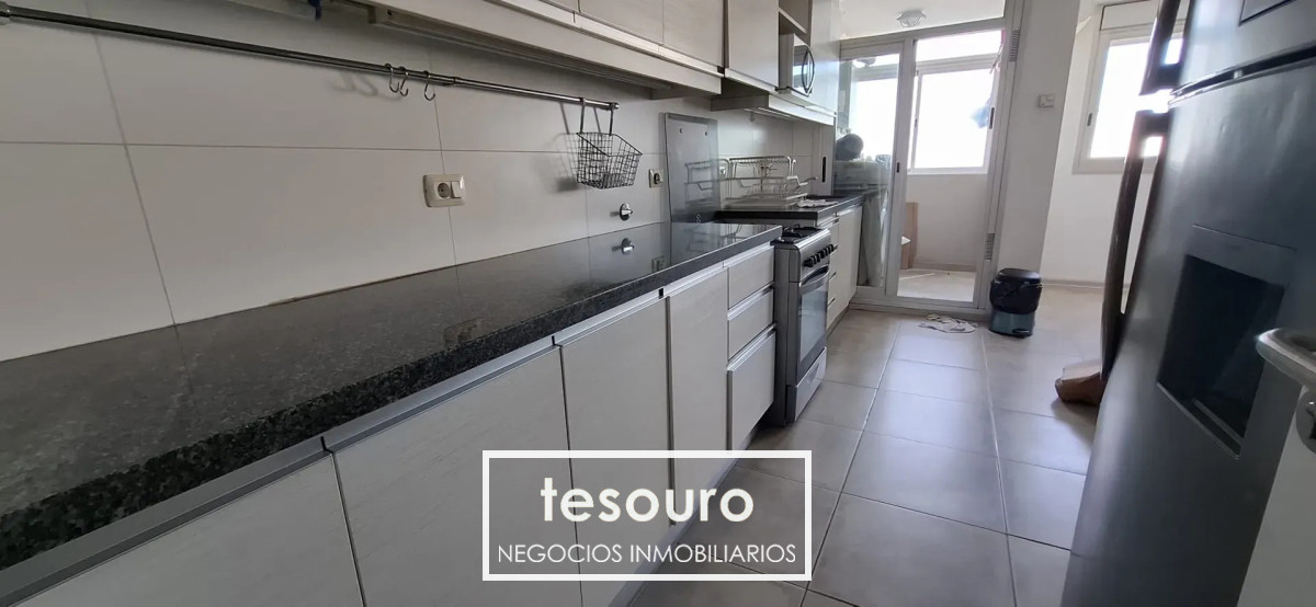 Apartamento ID.5692 - ALQUILER PENTHOUSE DE 3 DORMITORIOS EN PUNTA CARRETAS