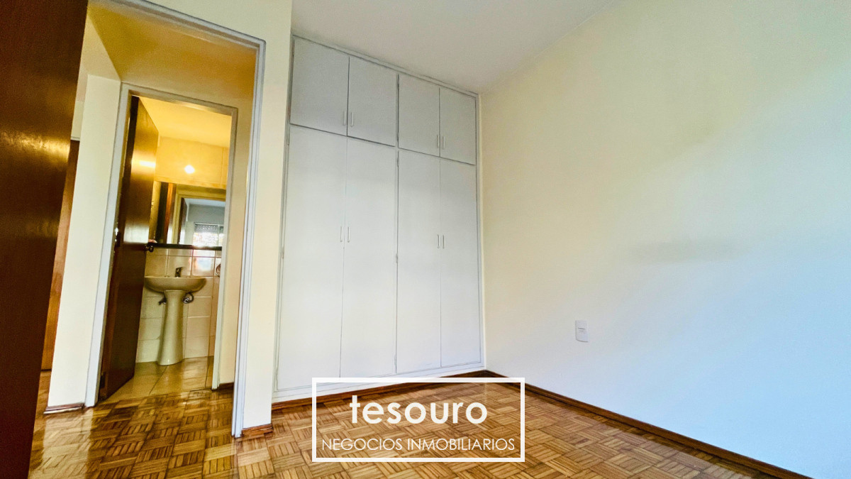 Apartamento ID.4858 - VENTA APARTAMENTO DE 1 DORMITORIO CON GARAGE EN POCITOS 
