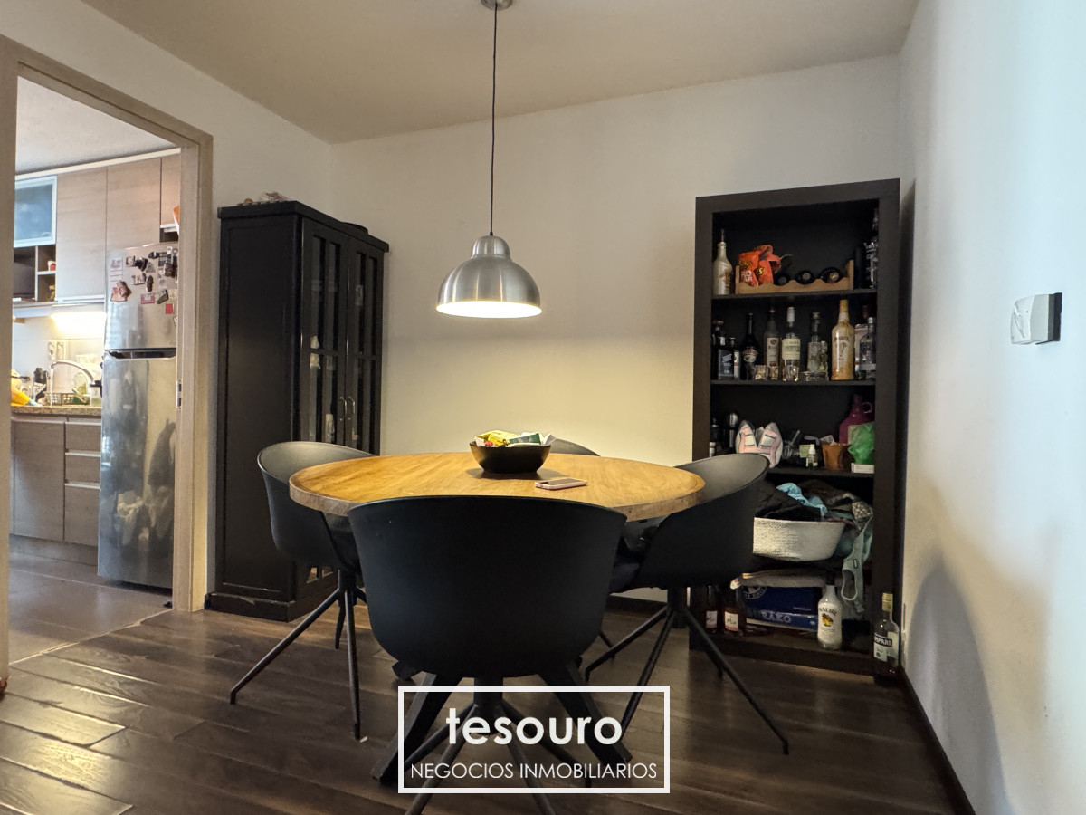 Apartamento ID.4702 - Venta de apartamento 2 dormitorios y gje en Pocitos.