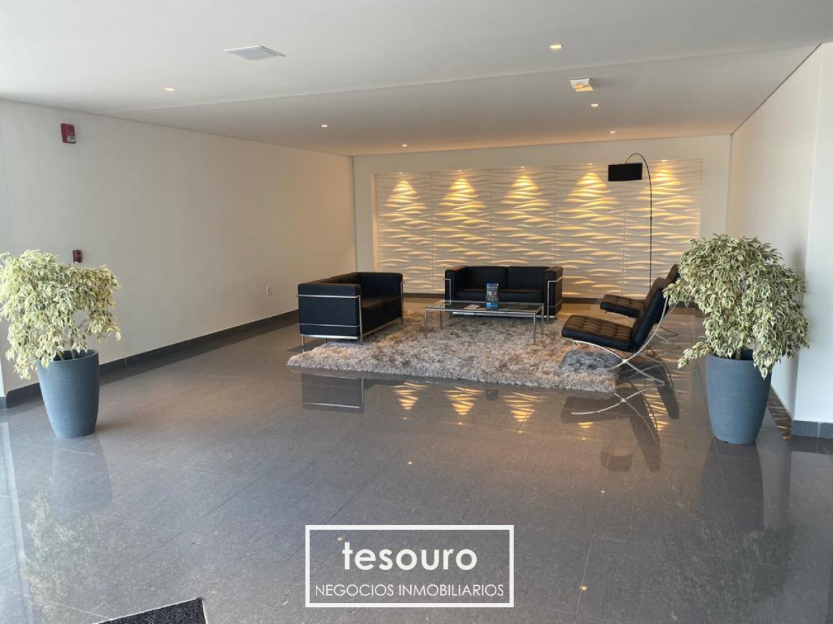 Apartamento ID.2892 - Alquiler Penthouse 2 Dormitorios y Garaje en Malvin