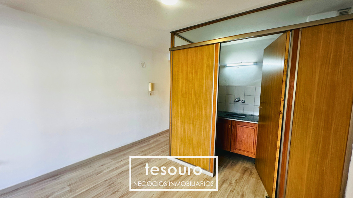 Apartamento ID.4985 - VENTA MONOAMBIENTE CON GARAGE EN CORDÓN