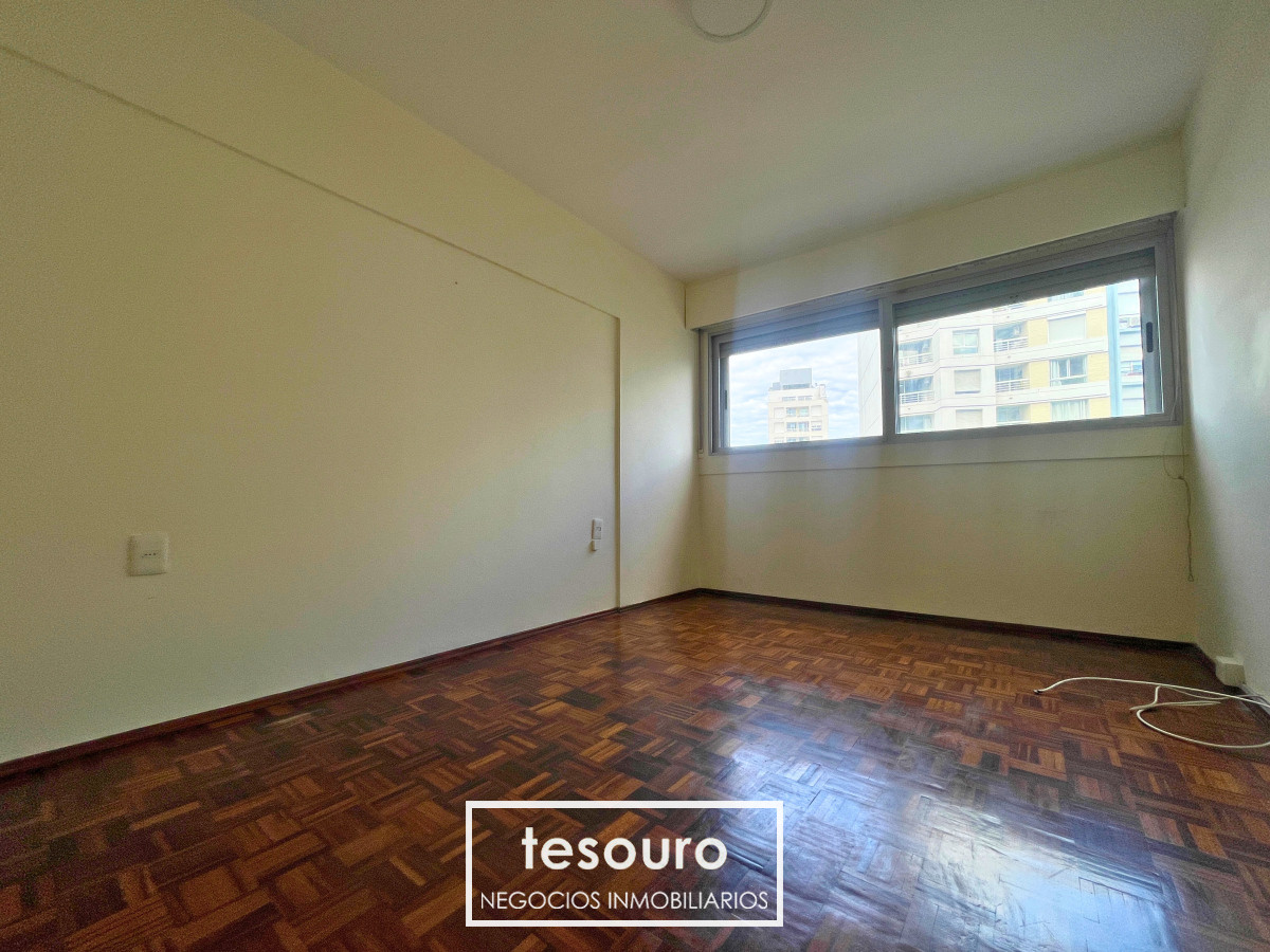 Apartamento ID.4667 - VENTA APARTAMENTO DE 2 DORMITORIOS EN PARQUE RODÓ