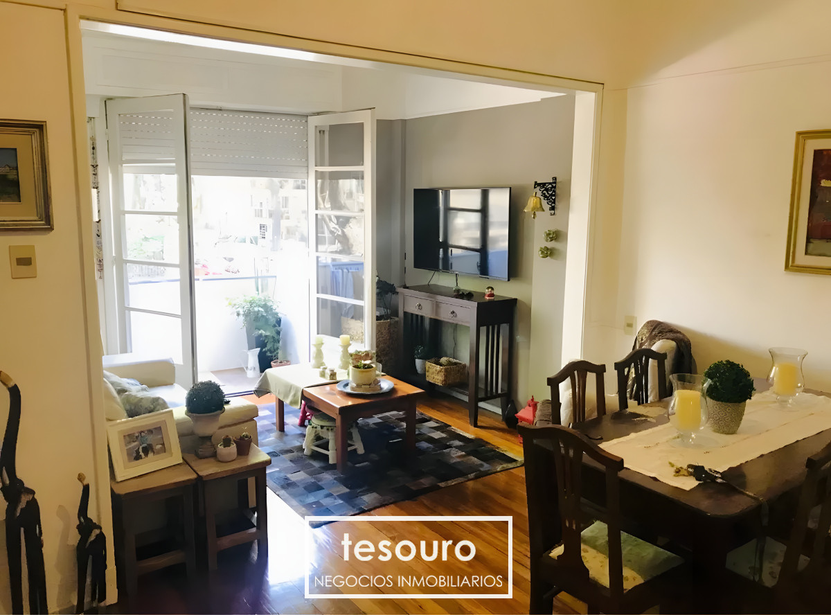 Apartamento ID.4628 - VENTA APARTAMENTO DE 2 DORMITORIOS EN POCITOS CON RENTA