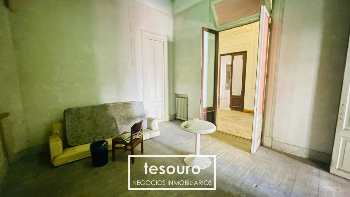 Apartamento ID.4890 - VENTA EDIFICIO EN PLENO CENTRO DE MONTEVIDEO  IDEAL INVERSIÓN Y DESARROLLO