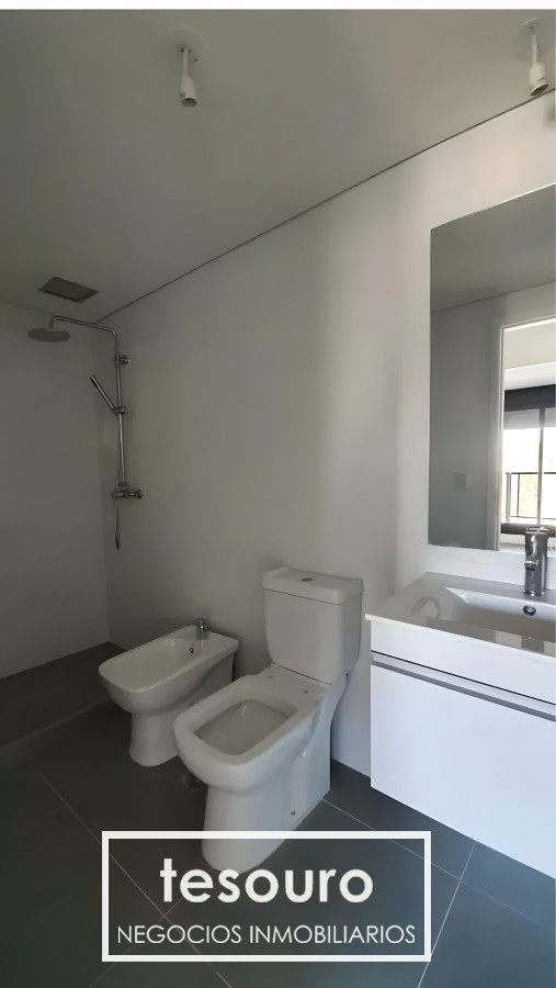 Apartamento ID.4622 - VENTA APARTAMENTO DE 1 DORMITORIO CON VISTA AL MAR