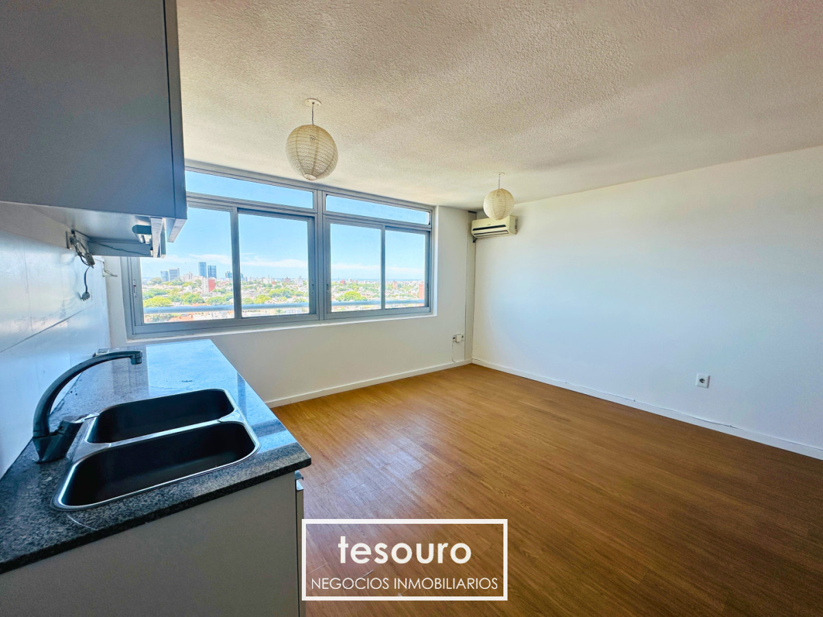 Apartamento ID.5363 - VENTA APARTAMENTO DE 2 DORMITORIOS CON COCHERA EN AV ITALIA Y FRANCISCO SIMÓN