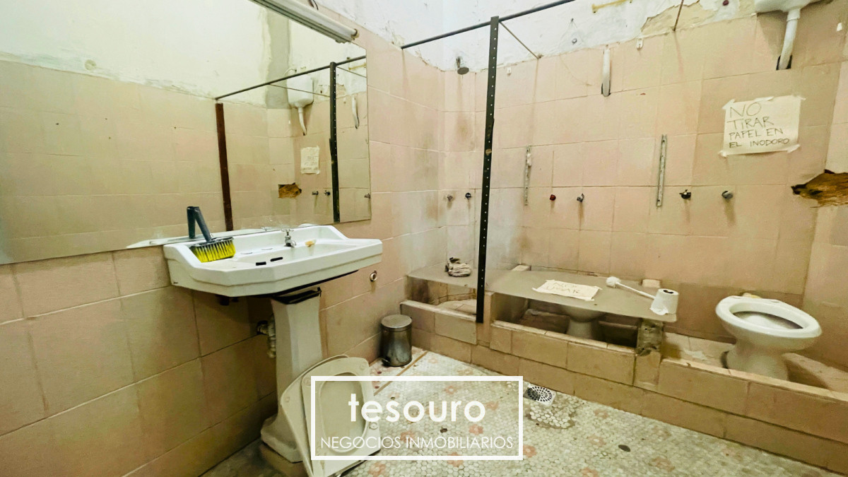 Apartamento ID.4890 - VENTA EDIFICIO EN PLENO CENTRO DE MONTEVIDEO  IDEAL INVERSIÓN Y DESARROLLO