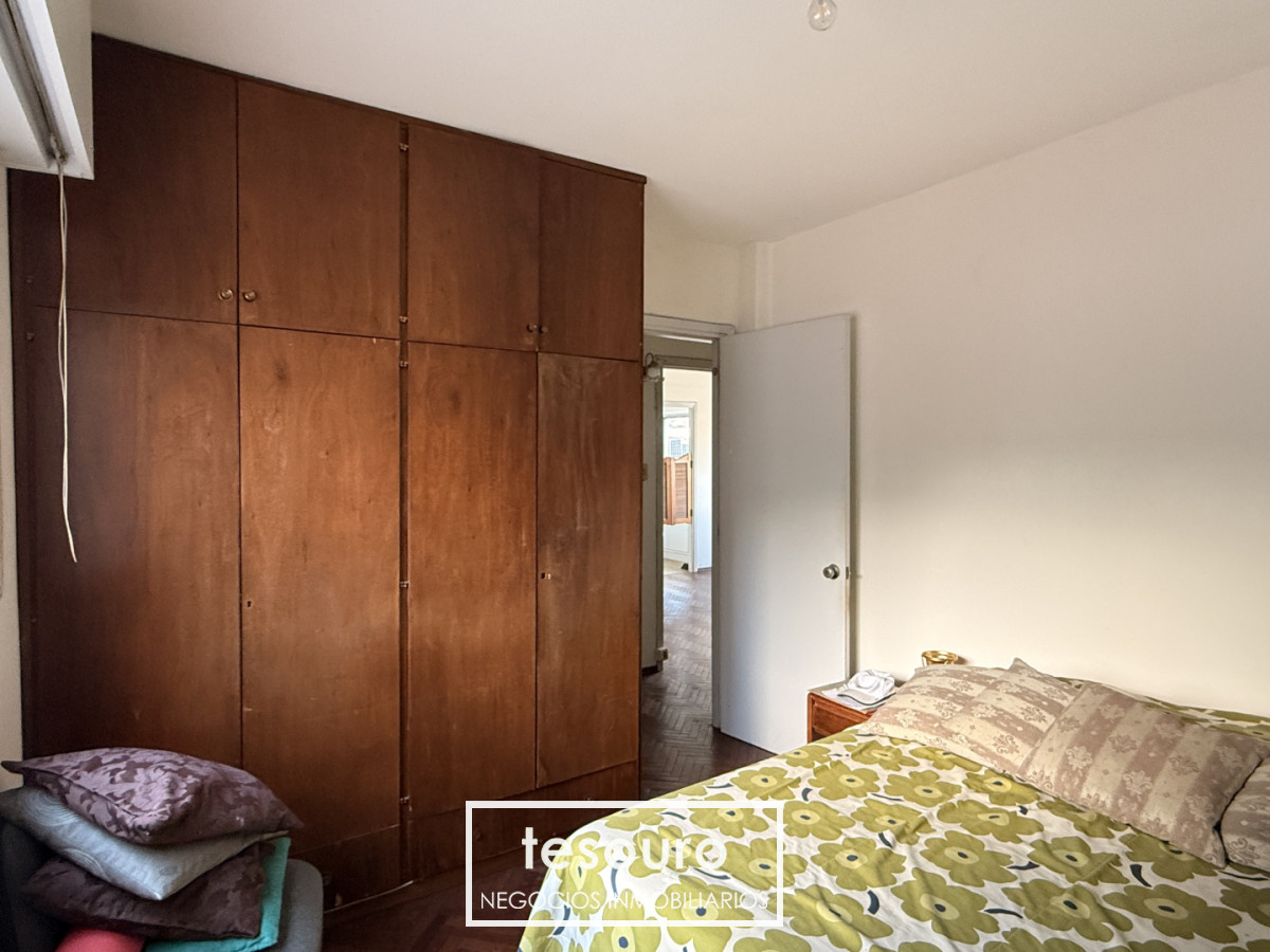 Apartamento ID.5449 - Venta de apartamento de 2 dormitorios en Palermo.
