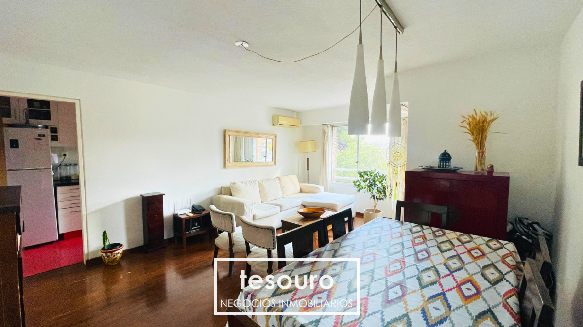 Apartamento ID.4833 - VENTA APARTAMENTO DE 3 DORMITORIOS EN PALERMO A PASOS DE LA RAMBLA