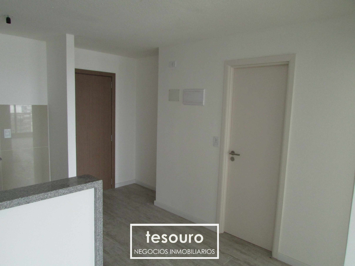 Apartamento ID.3660 - Alquiler 1 Dormitorio piso alto