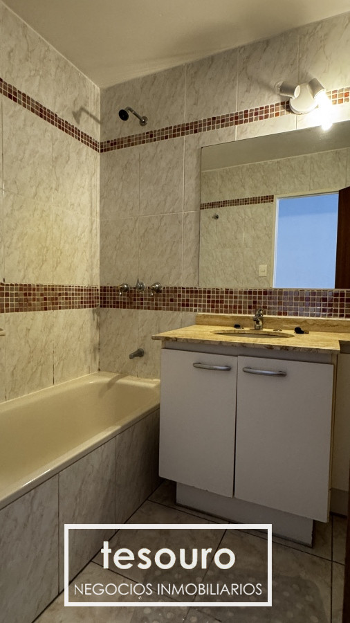 Apartamento ID.4205 - Alquiler Apartamento 2 dormitorios en Pocitos