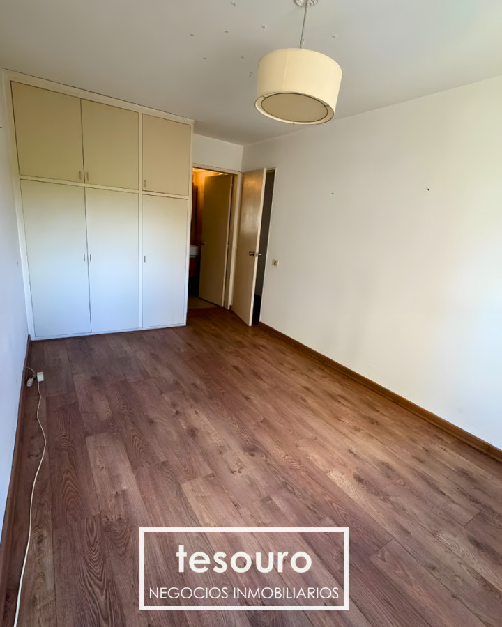 Apartamento ID.5350 - VENTA APARTAMENTO DE 2 DORMITORIOS EN PUNTA CARRETAS