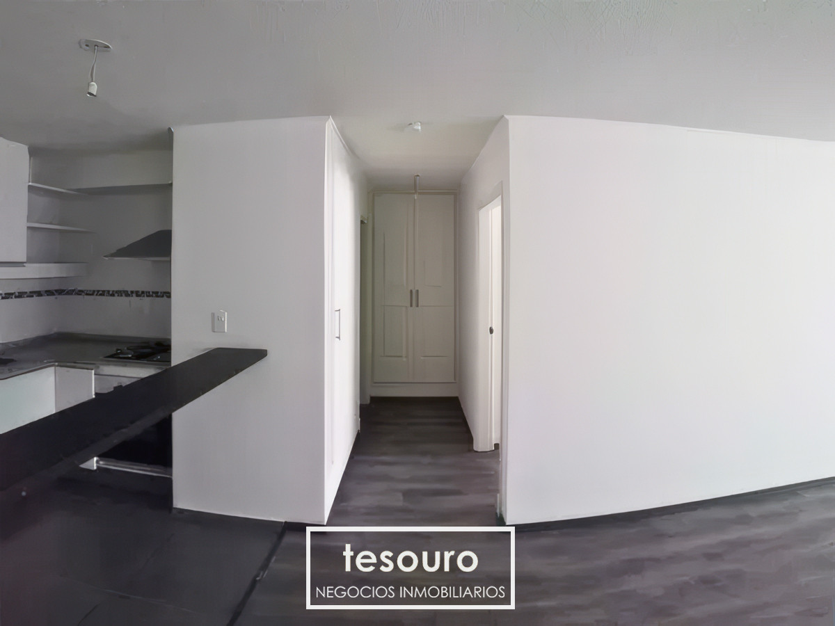 Apartamento ID.4609 - ALQUILER APARTAMENTO DE 1 DORMITORIO EN POCITOS CON GRAN PATIO