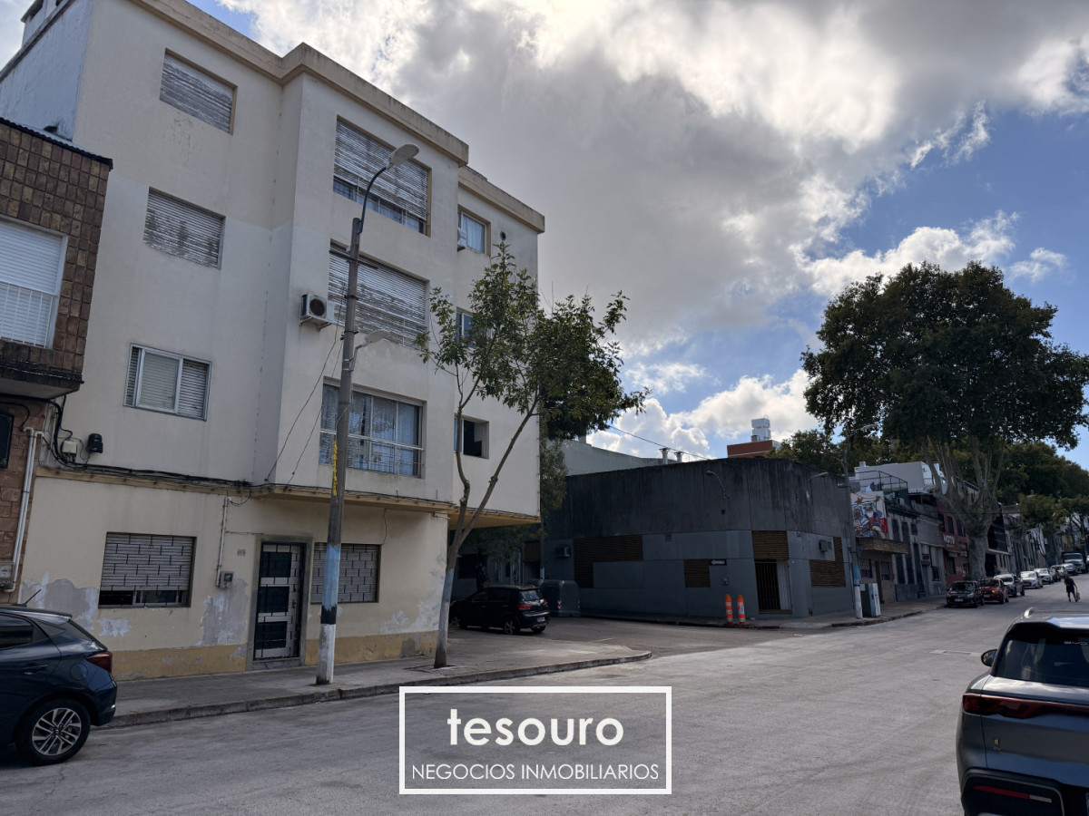 Apartamento ID.5449 - Venta de apartamento de 2 dormitorios en Palermo.