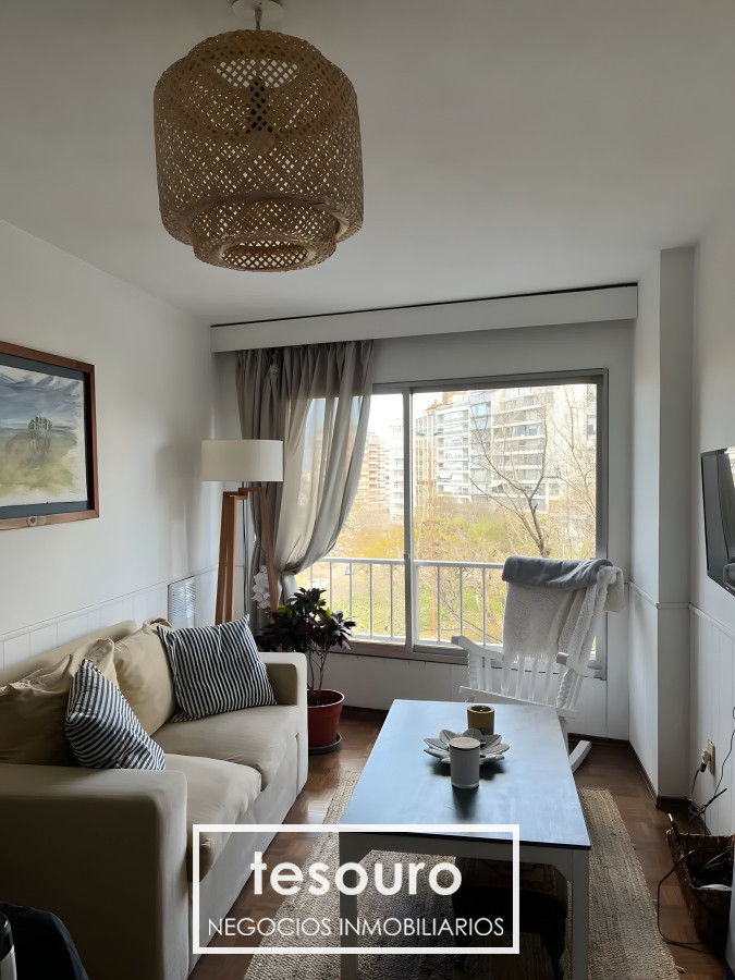 Apartamento ID.4864 - VENTA APARTAMENTO DE 1 DORMITORIO CON RENTA EN  PUNTA CARRETAS
