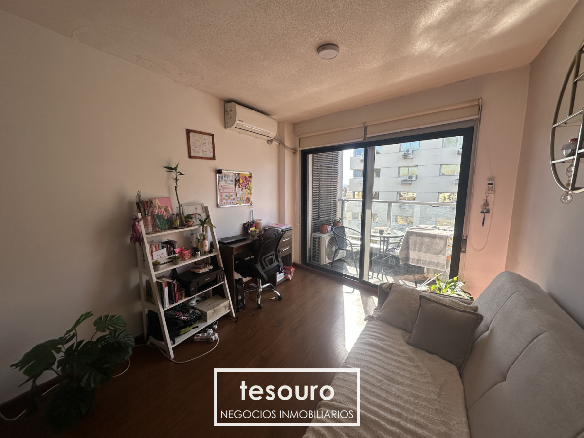 Apartamento ID.5477 - VENTA APARTAMENTO DE 1 DORMITORIO EN CORDÓN SUR CON RENTA