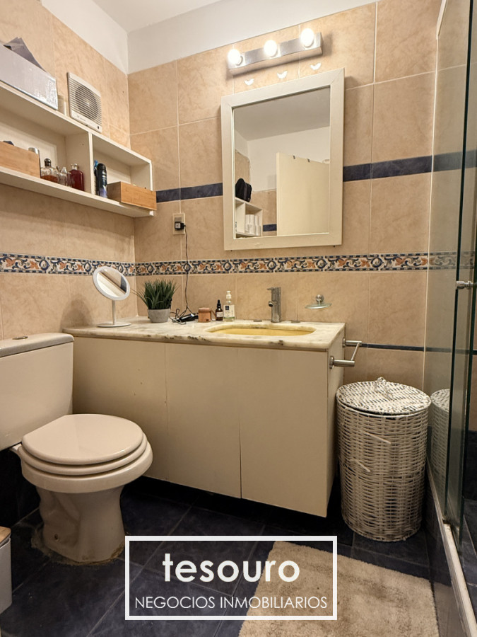 Apartamento ID.5447 - Venta de apartamento de 3 dormitorios y servicio en pocitos