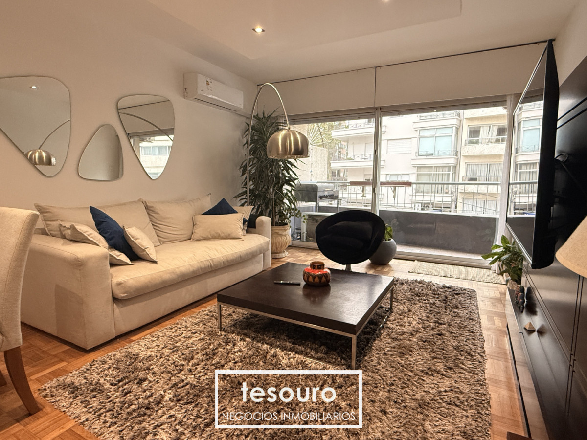 Apartamento ID.5447 - Venta de apartamento de 3 dormitorios y servicio en pocitos