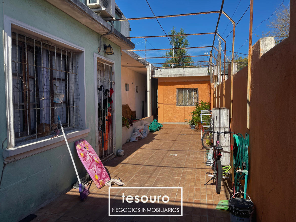 Apartamento ID.4672 - VENTA APARTAMENTO DE 2 DORMITORIOS EN BRAZO ORIENTAL CON AZOTEA DE USO EXCLUSIVO