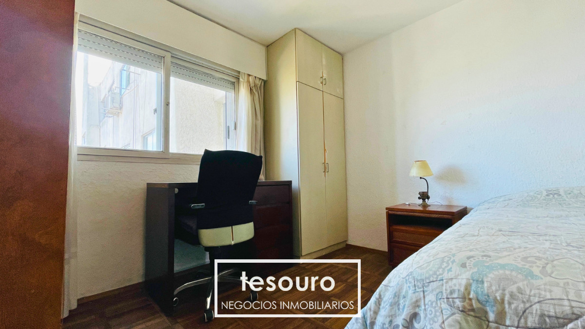 Apartamento ID.4824 - ALQUILER PENTHOUSE DUPLEX DE 3 DORMITORIOS EN POCITOS CON GRAN TERRAZA Y VISTA A LA CIUDAD