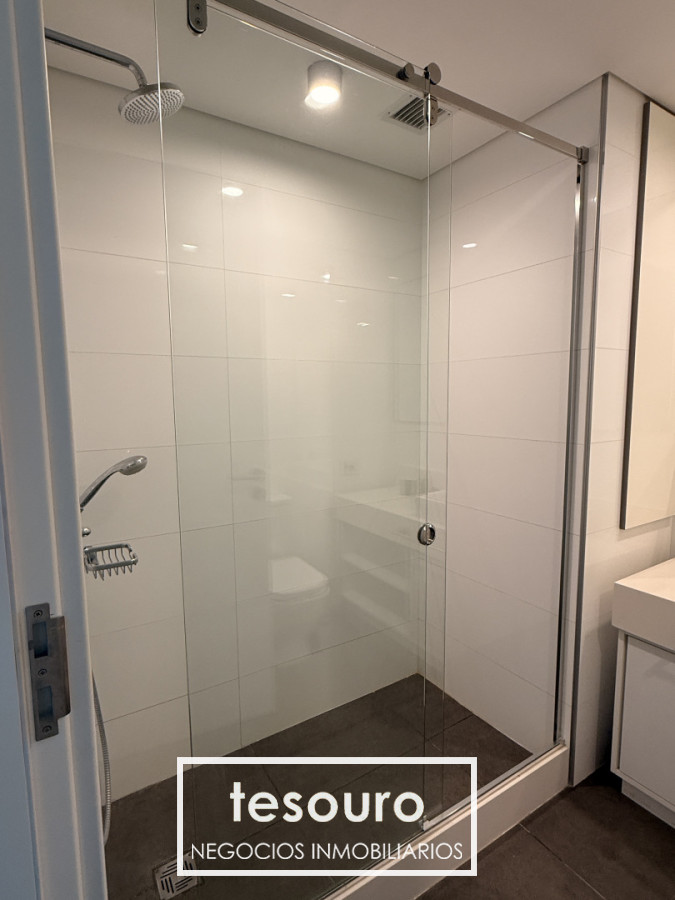 Apartamento ID.2884 - Alquiler de apartamento de 2 dormitorios en Puerto del Buceo
