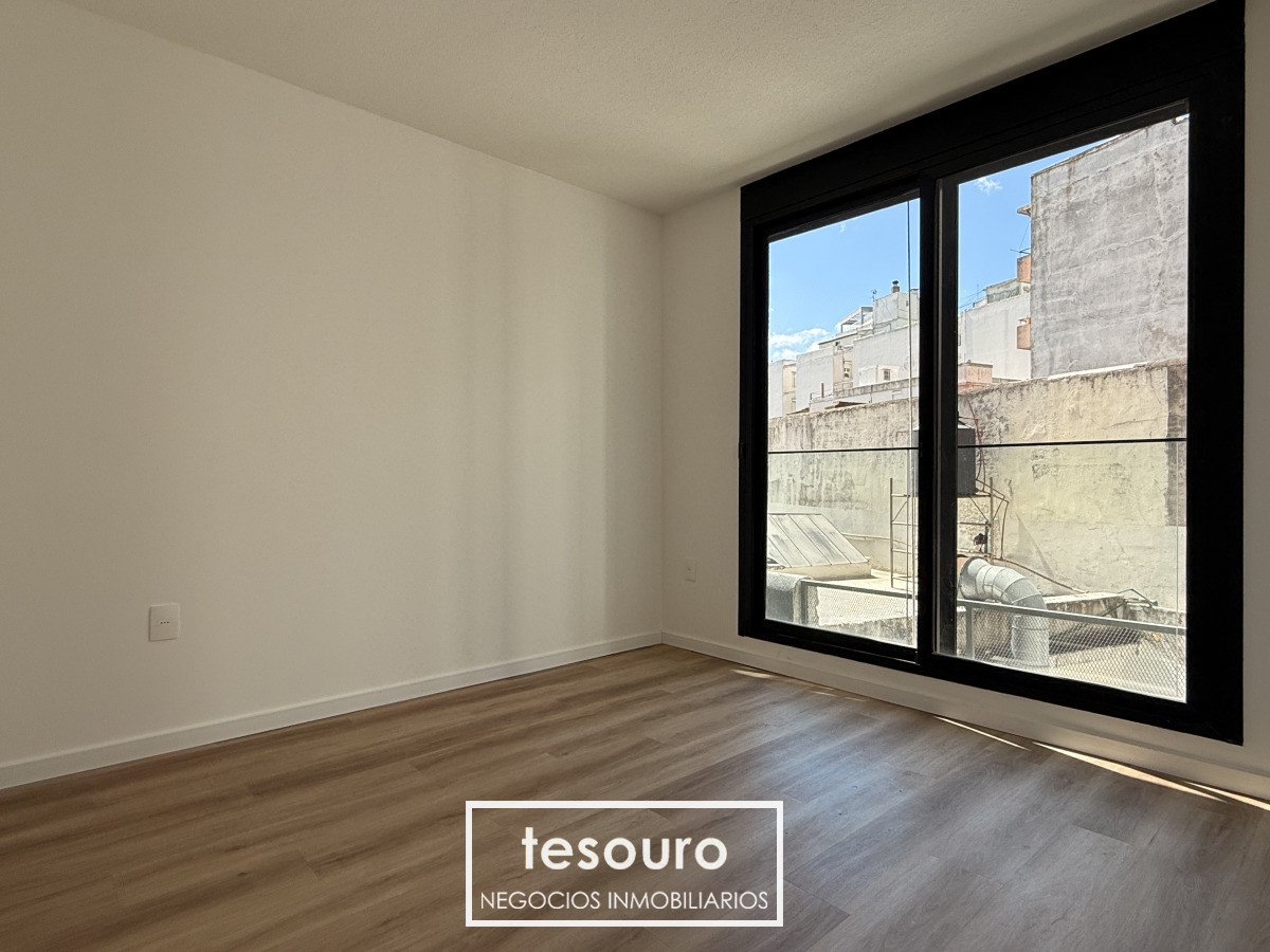 Apartamento ID.5112 - Alquiler Apartamento 1 Dormitorio en Tres Cruces