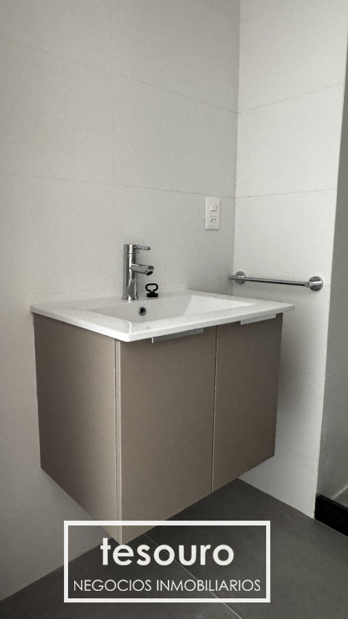 Apartamento ID.4202 - Alquiler Monoambiente en Pocitos