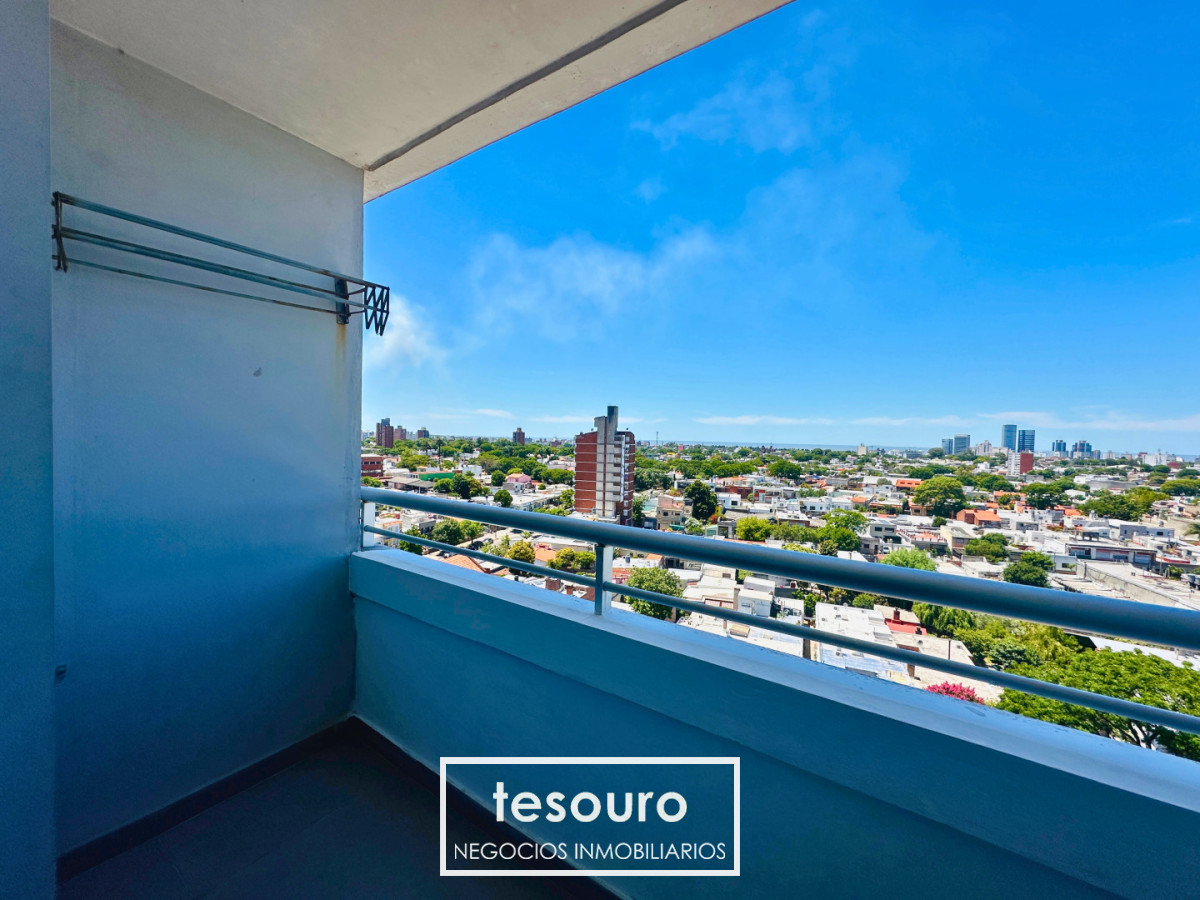 Apartamento ID.5363 - VENTA APARTAMENTO DE 2 DORMITORIOS CON COCHERA EN AV ITALIA Y FRANCISCO SIMÓN