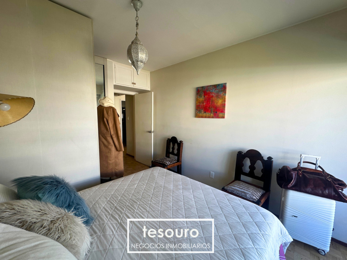 Apartamento ID.5442 - VENTA APARTAMENTO DE 3 DORMITORIOS EN POCITOS A METROS DE LA RAMBLA
