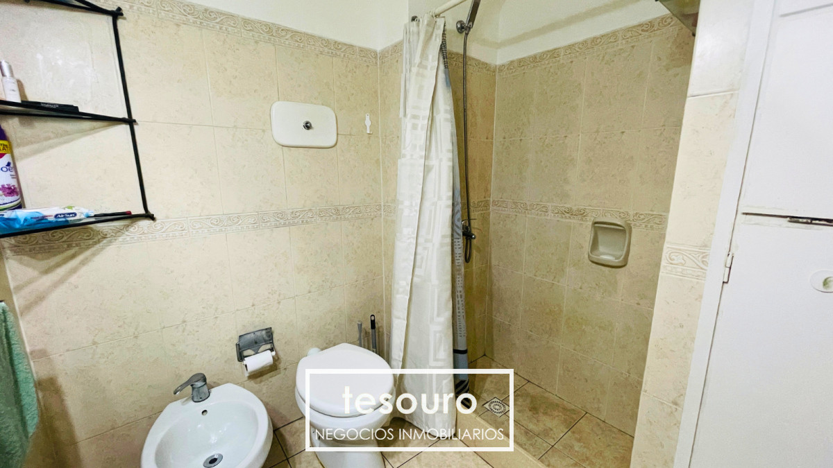 Apartamento ID.4875 - VENTA APARTAMENTO DE 3 DORMITORIOS EN POCITOS PRÓXIMO A  GABRIEL PEREIRA Y 26 DE MARZO