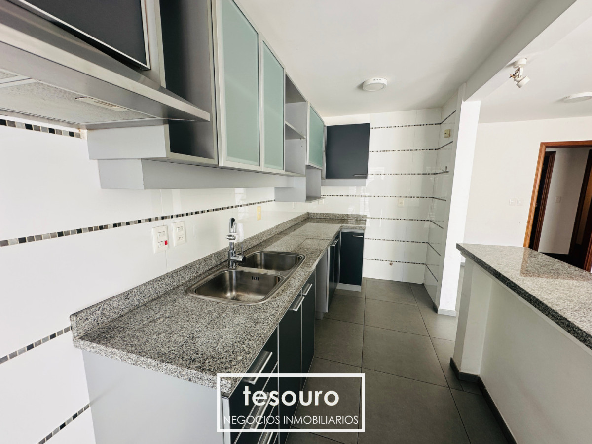 Apartamento ID.5505 - ALQUILER APARTAMENTO DE 2 DORMITORIOS FRENTE AL MAR EN MALVÍN