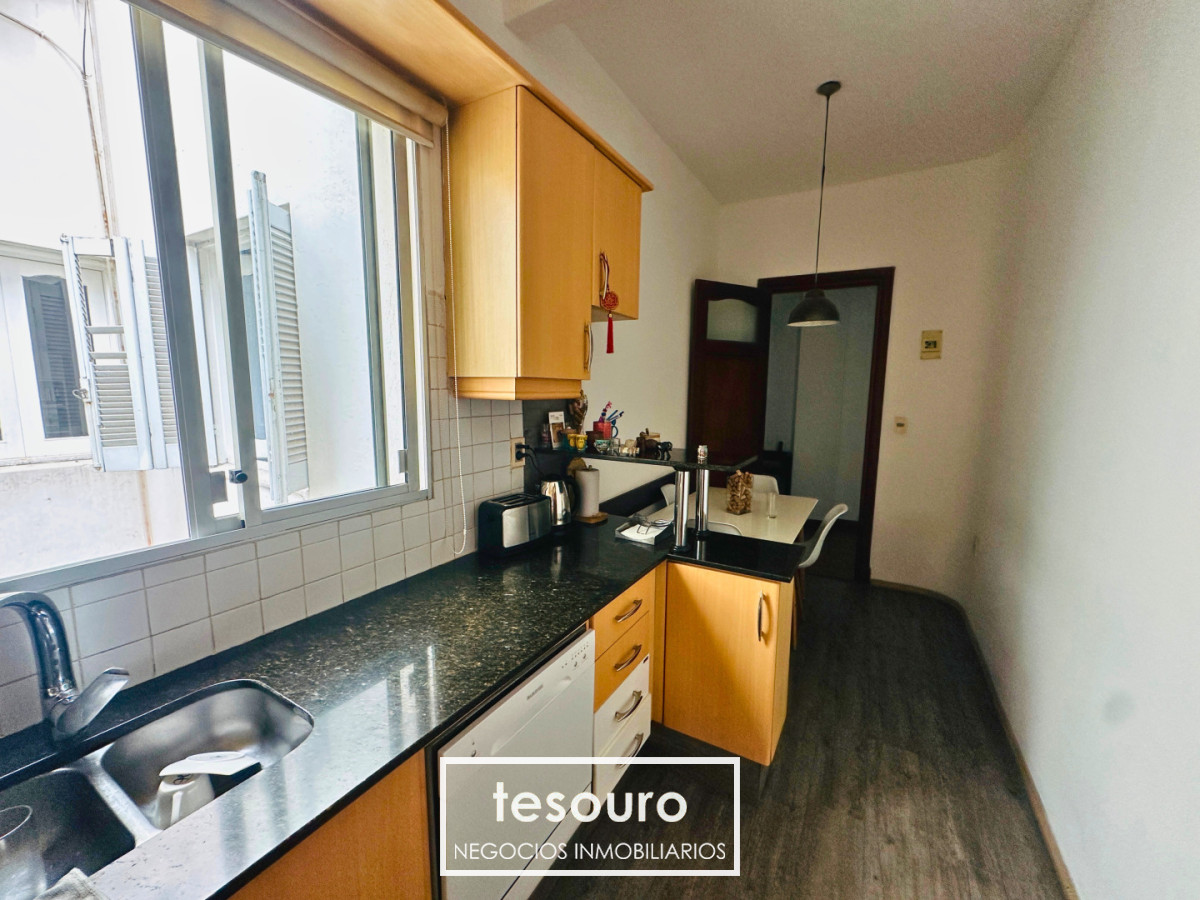 Apartamento ID.5414 - VENTA APARTAMENTO DE 4 DORMITORIOS EN POCITOS