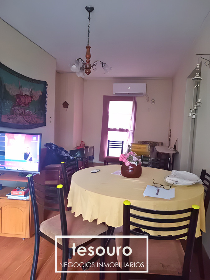 Apartamento ID.4986 - VENTA APARTAMENTO DE 2 DORMITORIOS EN CORDON SOBRE 18 DE JULIO