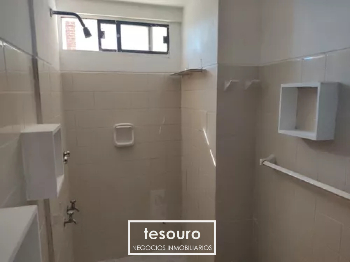 Apartamento ID.4558 - VENTA APARTAMENTO DE 2 DORMITORIOS EN BUCEO