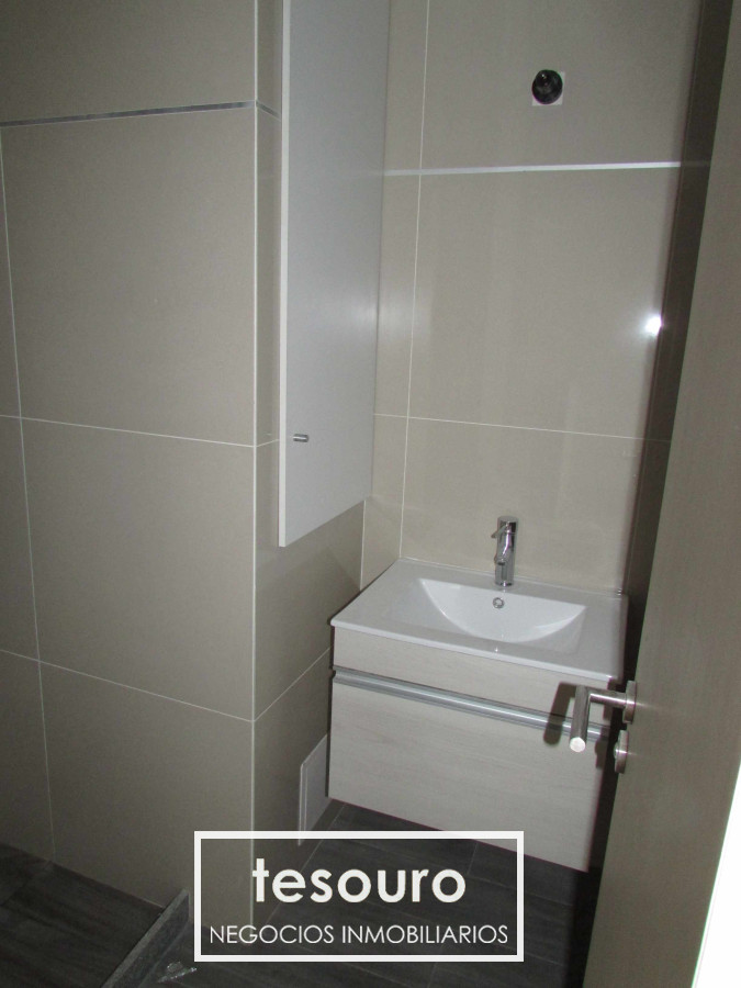 Apartamento ID.3660 - Alquiler 1 Dormitorio piso alto
