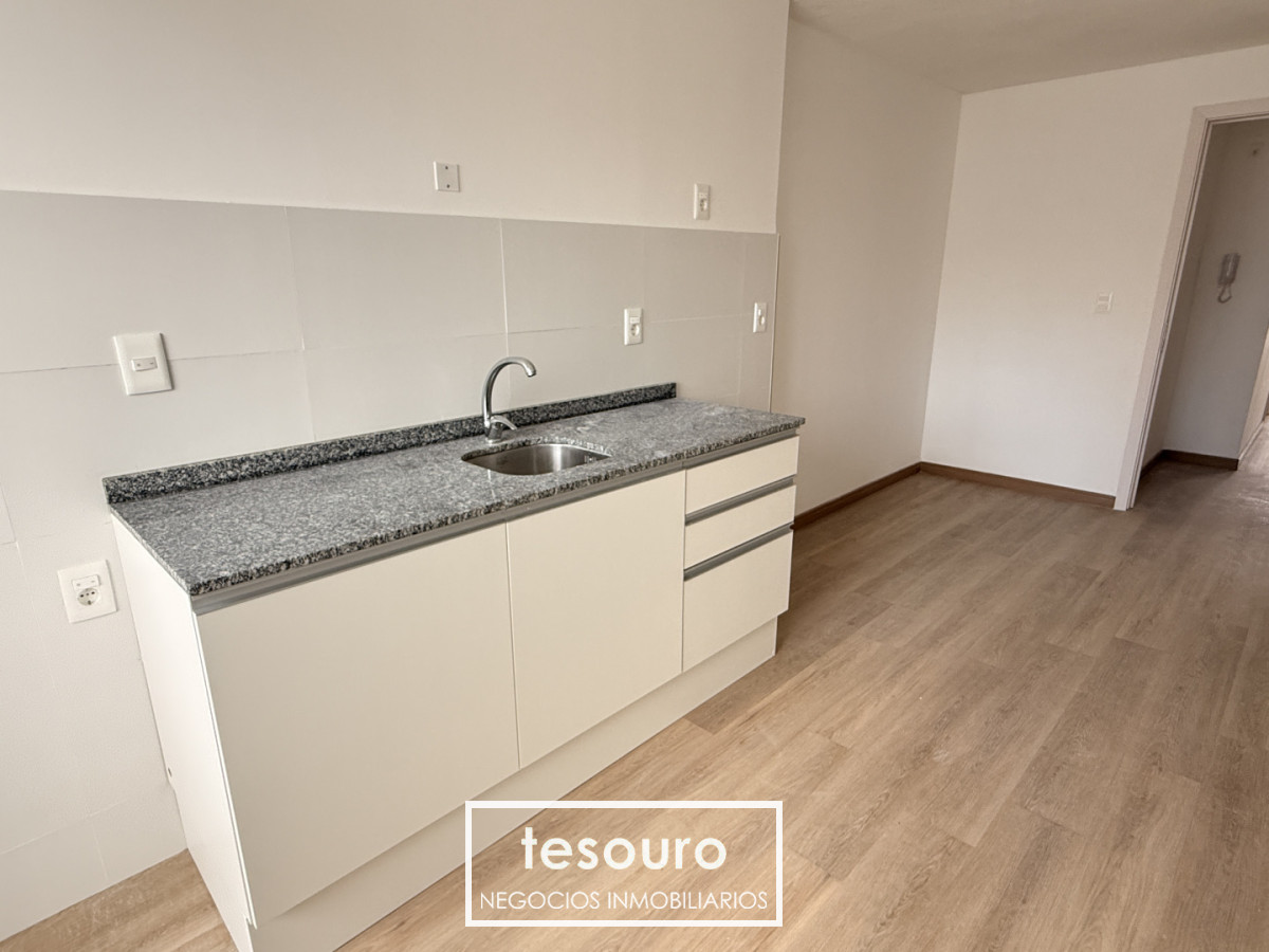 Apartamento ID.5493 - Alquiler Apartamento 1 Dormitorio en Tres Cruces