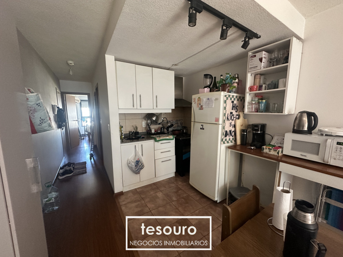 Apartamento ID.5477 - VENTA APARTAMENTO DE 1 DORMITORIO EN CORDÓN SUR CON RENTA