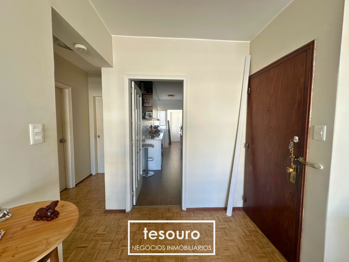 Apartamento ID.5442 - VENTA APARTAMENTO DE 3 DORMITORIOS EN POCITOS A METROS DE LA RAMBLA