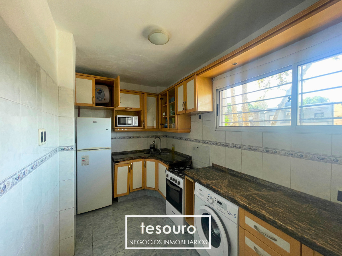 Apartamento ID.4641 - VENTA APARTAMENTO DE 2 DORMITORIOS EN BUCEO PRÓXIMO A RIVERA