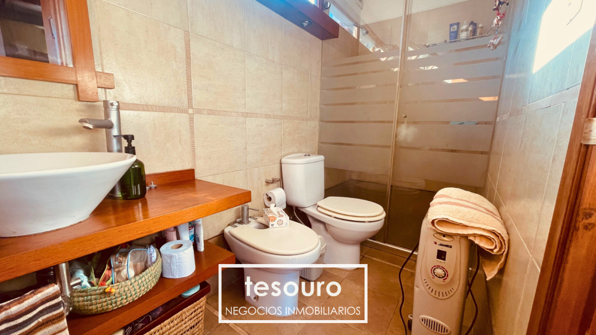 Apartamento ID.4862 - VENTA APARTAMENTO DE 3 DORMITORIOS EN POCITOS, CHARRÚA ENTRE RECARTE Y CORONEL ALEGRE