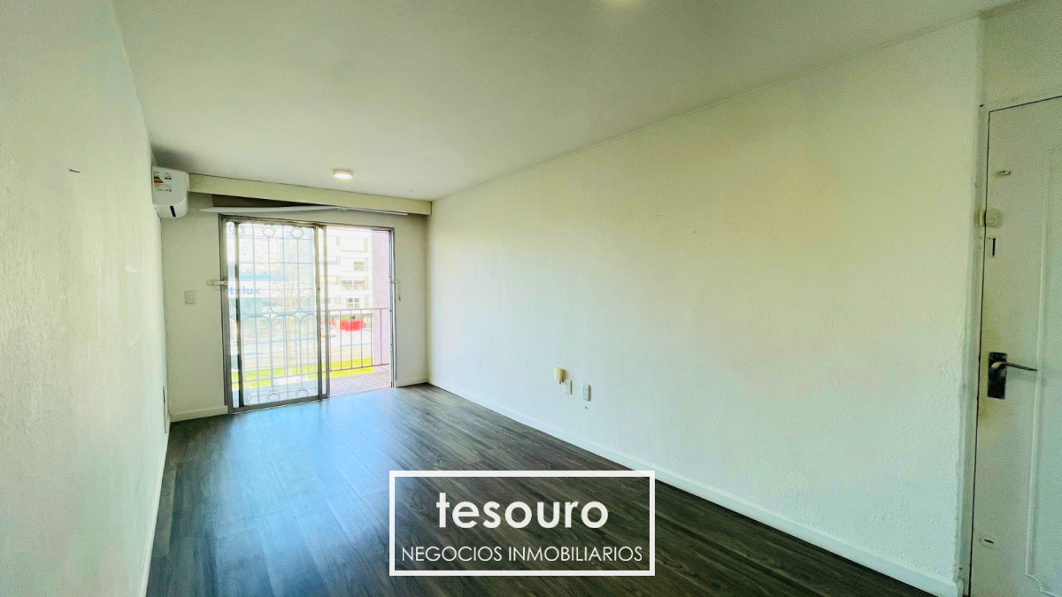 Apartamento ID.4850 - VENTA APARTAMENTO DE 3 DORMITORIOS EN BUCEO SOBRE AV. ITALIA