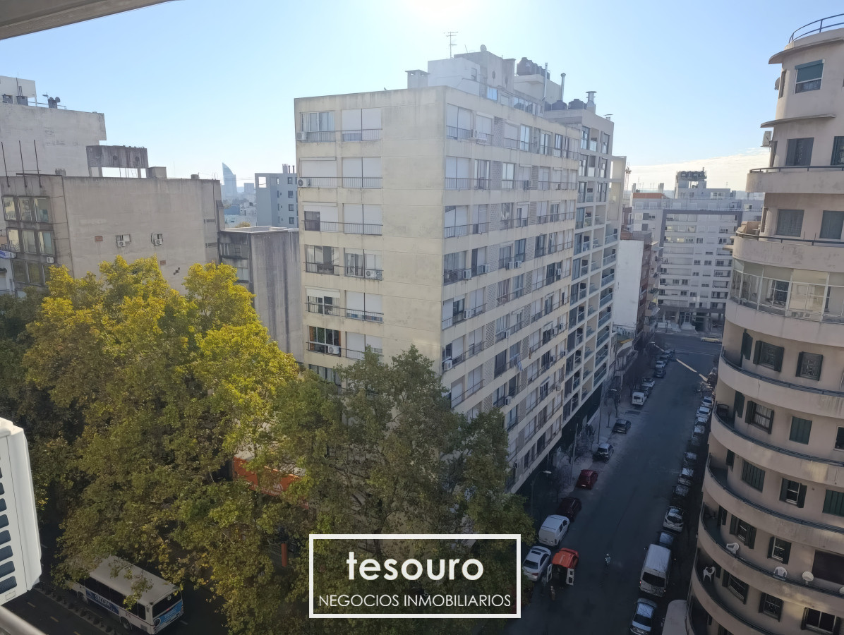 Apartamento ID.4829 - VENTA MONOAMBIENTE EN CORDÓN SOBRE 18 DE JULIO CON RENTA