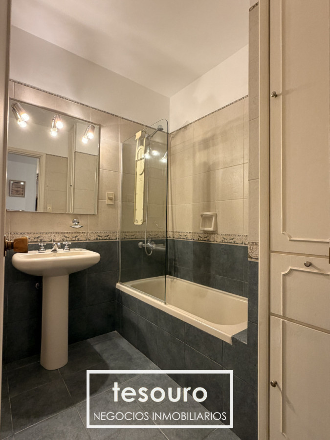 Apartamento ID.5539 - Apartamento en alquiler de 3 dormitorios y servicio en Centro