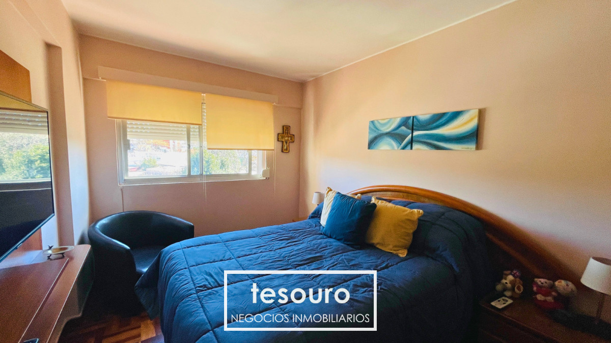 Apartamento ID.4945 - VENTA APARTAMENTO DE 3 DORMITORIOS EN BUCEO SOBRE SANTIAGO RIVAS