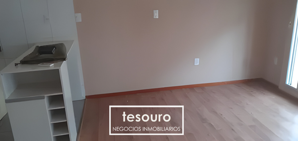 Apartamento ID.4885 - VENTA MONOAMBIENTE EN POCITOS BV. ESPAÑA Y BERRO